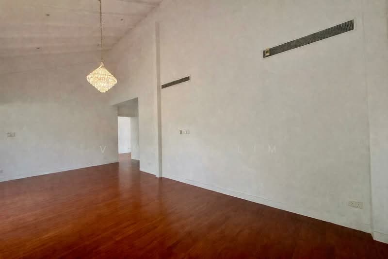 Cluny Park, Cluny Park, 6 Bedrooms, 8,888 sqft, Good Class Bungalow For Rent, by Vincent Lim, 500106833 - Master Bedroom - PropertyGuru.com.sg