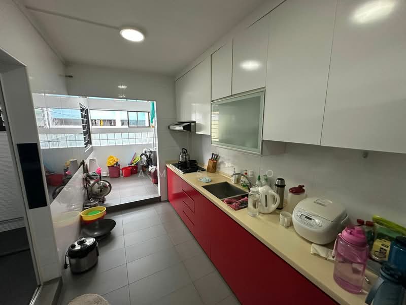 555 Woodlands Drive 53, 555 Woodlands Drive 53, 3 Bedrooms, 1,238 sqft, HDB Flat For Sale, by James Yeo, 500106840 - Kitchen - PropertyGuru.com.sg