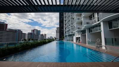 For Rent - Queens Peak