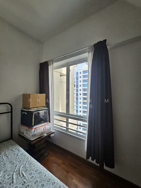 Parkshore, 201 Tanjong Rhu Road, 4 Bedrooms, 2,325 sqft, Condominium For Sale, by Pragna K M Kamdar, 500106846 - Bedroom - PropertyGuru.com.sg