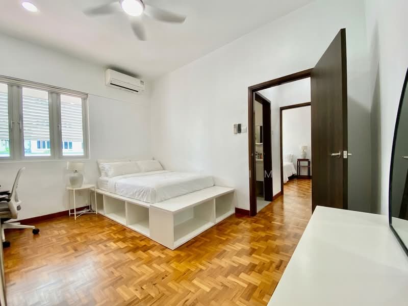 Refurbished Semi-D in exclusive Serangoon Gardens/Kovan neighbourhood!, , 4 Bedrooms, 3,000 sqft, Semi-Detached House For Rent, by Lance Lim, 500106856 - Common Bedroom 1 - PropertyGuru.com.sg