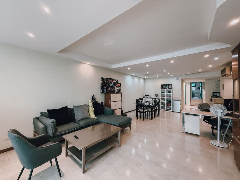 Crystal Court, 456 River Valley Road, 3 Bedrooms, 1,550 sqft, Apartment For Sale, by Elaine Teo, 500106862 - Living Room - PropertyGuru.com.sg