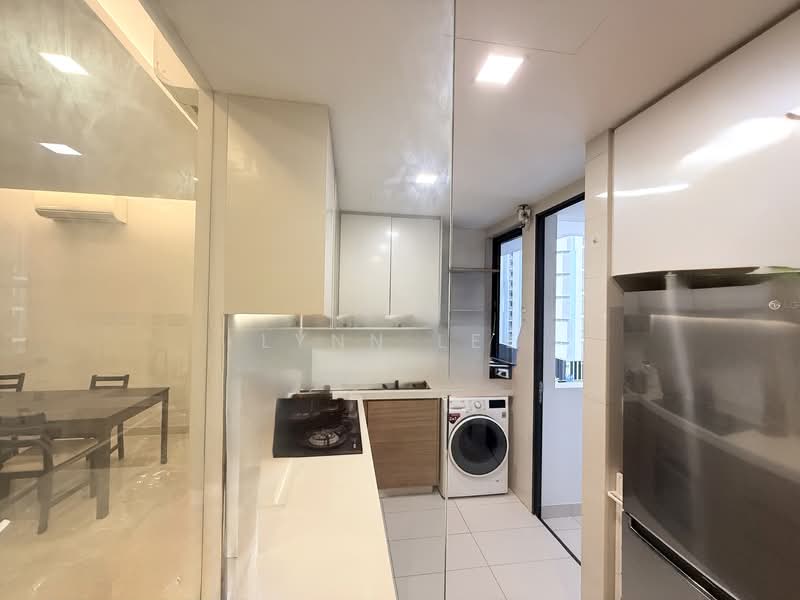 Jewel @ Buangkok, 85 Compassvale Bow, 3 Bedrooms, 1,152 sqft, Condominium For Sale, by Lynn Lee, 500106887 - Kitchen - PropertyGuru.com.sg