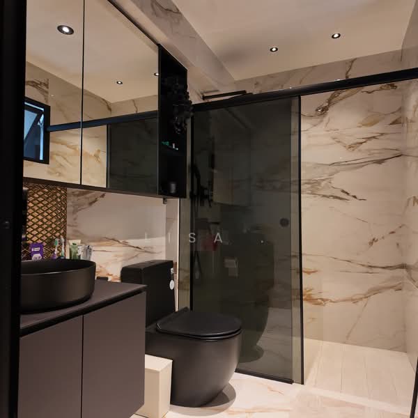 298A Compassvale Street, 298A Compassvale Street, 3 Bedrooms, 1,216 sqft, HDB Flat For Sale, by Lisa Elias, 500106890 - Master Bathroom - PropertyGuru.com.sg