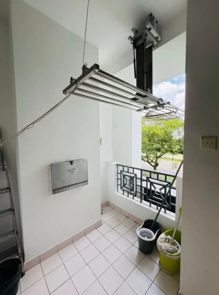 Serenity Park, 157E Tamarind Road, Room Rental, 150 sqft, Condominium For Rent, by Wee Hwee Leng, 500106896 - Balcony - PropertyGuru.com.sg