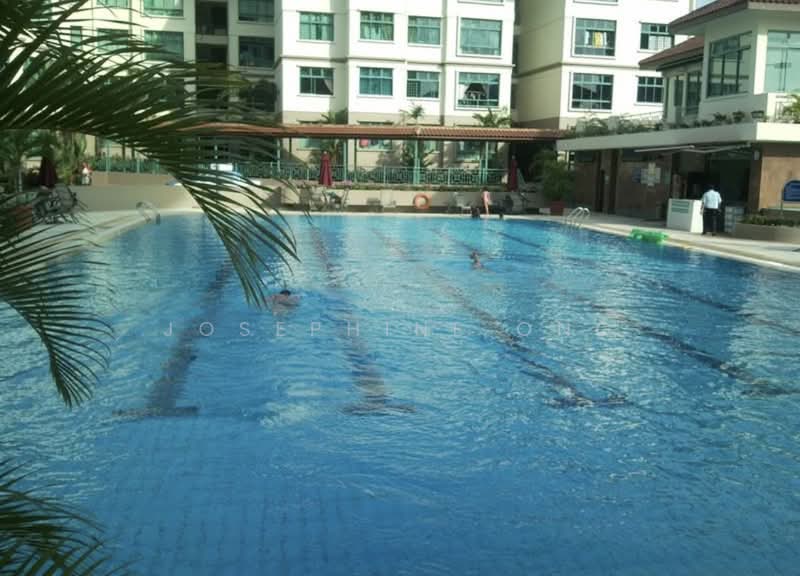 Changi Green, 712 Upper Changi Road East, 2 Bedrooms, 872 sqft, Condominium For Sale, by Josephine Ong, 500106906 - Swimming Pool - PropertyGuru.com.sg