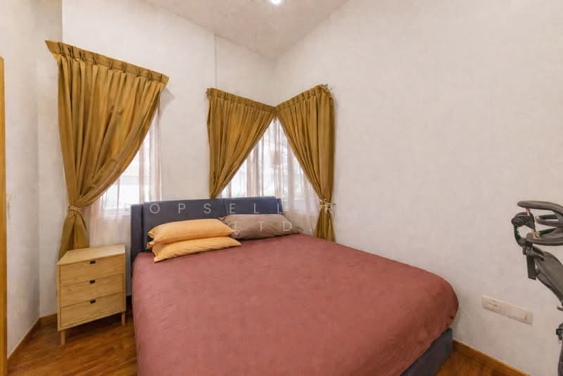 For Sale - Casa Cambio