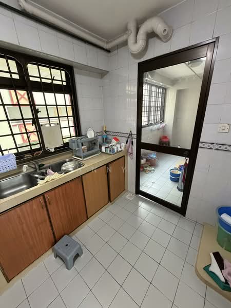 678 Choa Chu Kang Crescent, 678 Choa Chu Kang Crescent, 4 Bedrooms, 1,313 sqft, HDB Flat For Sale, by Johnny Lee, 500106915 - Kitchen - PropertyGuru.com.sg