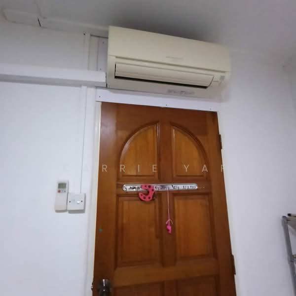 345 Bukit Batok Street 34, 345 Bukit Batok Street 34, Room Rental, 200 sqft, HDB Flat For Rent, by Carrie Yap, 500106917 - Interior - PropertyGuru.com.sg