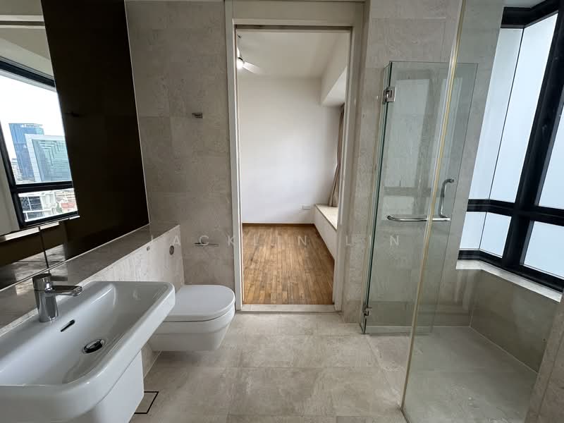 Trilight, 9 Newton Road, 3 Bedrooms, 2,099 sqft, Condominium For Sale, by Jacklin Lin, 500106928 - Bathroom - PropertyGuru.com.sg