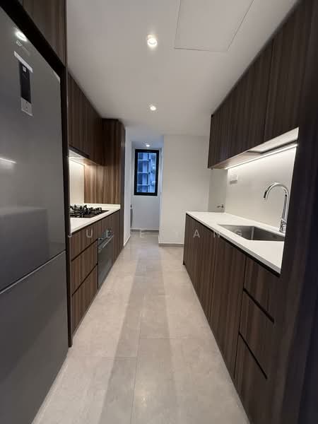 Lentor Modern, Lentor Central, 3 Bedrooms, 1,109 sqft, Condominium For Sale, by Julie Yang, 500106939 - Kitchen - PropertyGuru.com.sg