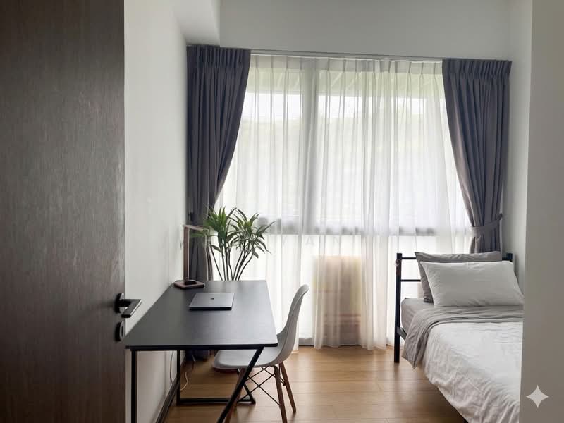 The Reef at King's Dock, 2 Harbourfront Avenue, 2 Bedrooms, 678 sqft, Condominium For Sale, by Hu Yan, 500106972 - Bedroom - PropertyGuru.com.sg