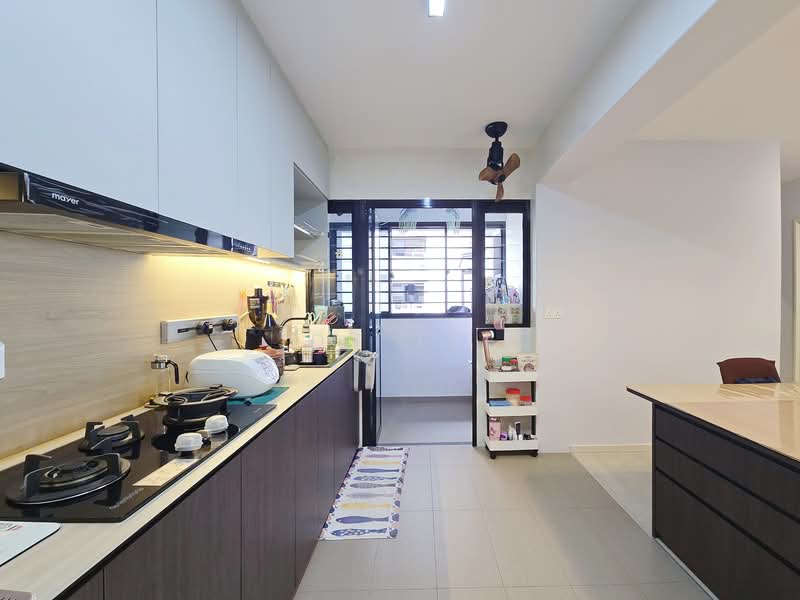 458B Sengkang West Road, 458B Sengkang West Road, 3 Bedrooms, 1,216 sqft, HDB Flat For Sale, by Idy Tee, 500106975 - Kitchen - PropertyGuru.com.sg