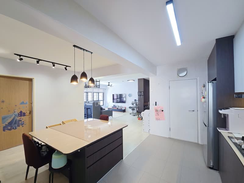 458B Sengkang West Road, 458B Sengkang West Road, 3 Bedrooms, 1,216 sqft, HDB Flat For Sale, by Idy Tee, 500106975 - Living Room - PropertyGuru.com.sg