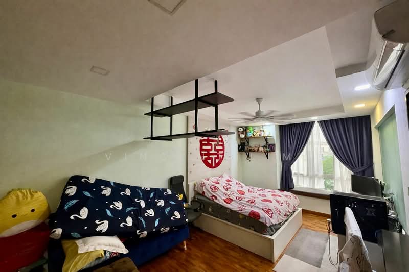 Springside Avenue, Springside Avenue, 5 Bedrooms, 4,155 sqft, Terraced House For Sale, by Vincent Lim, 500106976 - Bedroom 3 - PropertyGuru.com.sg