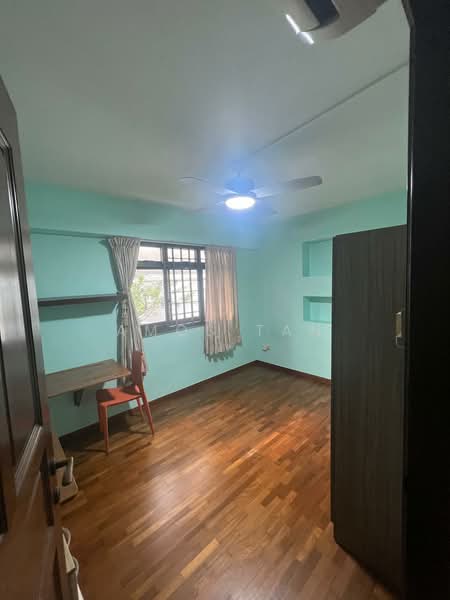 329 Sembawang Close, 329 Sembawang Close, Room Rental, 120 sqft, HDB Flat For Rent, by Amos Tan, 500106982 - Bedroom - PropertyGuru.com.sg
