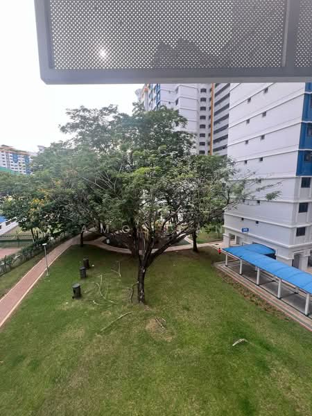 329 Sembawang Close, 329 Sembawang Close, Room Rental, 120 sqft, HDB Flat For Rent, by Amos Tan, 500106982 - Exterior - PropertyGuru.com.sg