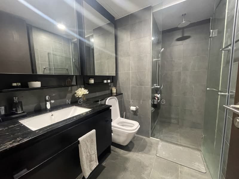 Park Colonial, 2 Woodleigh Lane, 2 Bedrooms, 603 sqft, Condominium For Sale, by Ng Fu Xing, 500106983 - Bathroom - PropertyGuru.com.sg