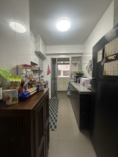 671B Yishun Avenue 4, 671B Yishun Avenue 4, 2 Bedrooms, 732 sqft, HDB Flat For Sale, by Syed Nasir, 500106997 - Kitchen - PropertyGuru.com.sg