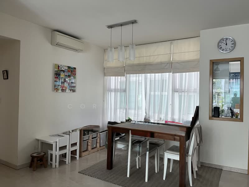 Parc Emily, 5 Mount Emily Road, 3 Bedrooms, 1,206 sqft, Condominium For Rent, by Corina Tan, 500107000 - Dining Room - PropertyGuru.com.sg