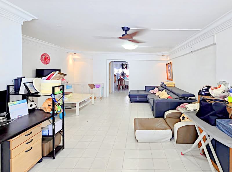 54 Cassia Crescent, 54 Cassia Crescent, 3 Bedrooms, 1,001 sqft, HDB Flat For Sale, by George Eng, 500107001 - Living Room - PropertyGuru.com.sg