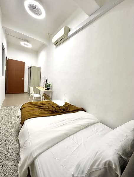 Common Room in a terrace house! Coliving unit @ 39 Quemoy Road!, 39 Quemoy Road, Room Rental, 80 sqft, Terraced House For Rent, by Priscilla Tan, 500107007 - Bedroom - PropertyGuru.com.sg