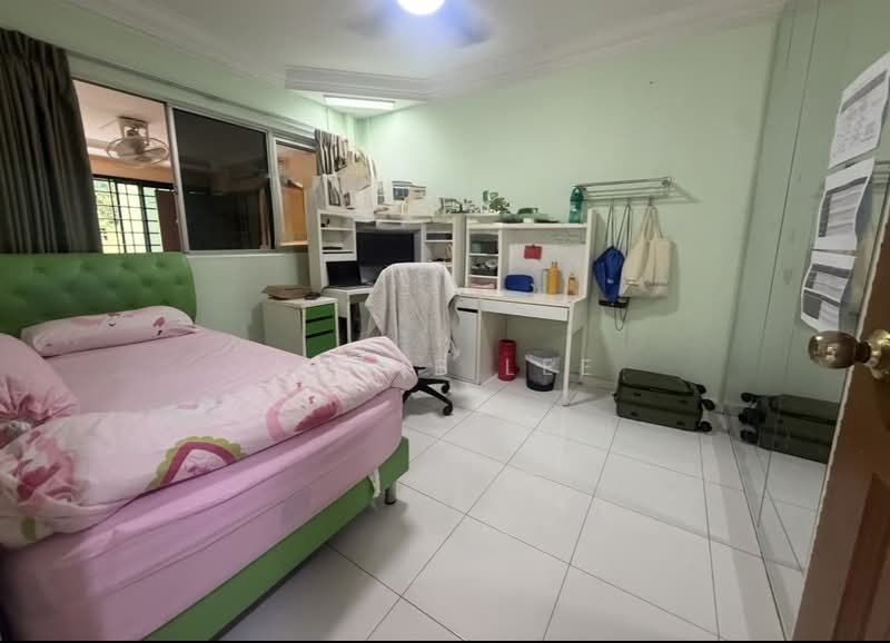 832 Woodlands Street 83, 832 Woodlands Street 83, 2 Bedrooms, 700 sqft, HDB Flat For Rent, by Angie Lee, 500107009 - Bedroom - PropertyGuru.com.sg