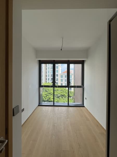 Hill House, 10A-11 Institution Hill, 10B, 2 Bedrooms, 452 sqft, Condominium For Rent, by Kelly Lim, 500107013 - Master Bedroom - PropertyGuru.com.sg