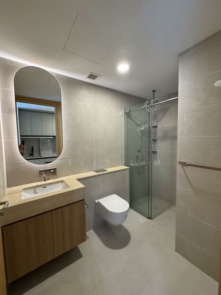 Hill House, 10A-11 Institution Hill, 10B, 2 Bedrooms, 452 sqft, Condominium For Rent, by Kelly Lim, 500107013 - Bathroom - PropertyGuru.com.sg