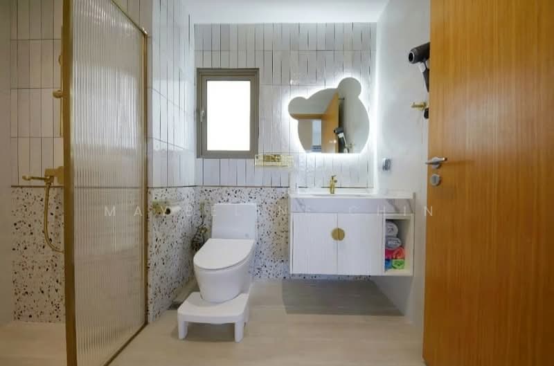 The Vales, 87 Anchorvale Crescent, 2 Bedrooms, 764 sqft, Condominium For Sale, by Maybeline Chin, 500107016 - Bathroom - PropertyGuru.com.sg