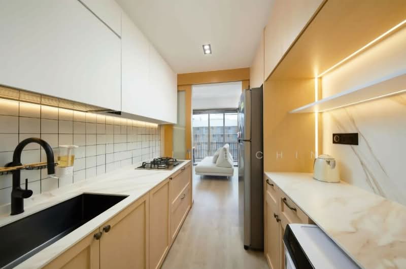 The Vales, 87 Anchorvale Crescent, 2 Bedrooms, 764 sqft, Condominium For Sale, by Maybeline Chin, 500107016 - Kitchen - PropertyGuru.com.sg