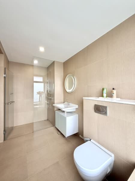 The Lumos, 9 Leonie Hill, 4 Bedrooms, 3,422 sqft, Apartment For Sale, by TJHAI C. (TJ), 500107017 - Bathroom - PropertyGuru.com.sg