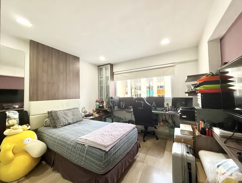 160 Bedok South Avenue 3, 160 Bedok South Avenue 3, 3 Bedrooms, 1,636 sqft, HDB Flat For Sale, by Evelyn Tan, 500107021 - Bedroom - PropertyGuru.com.sg