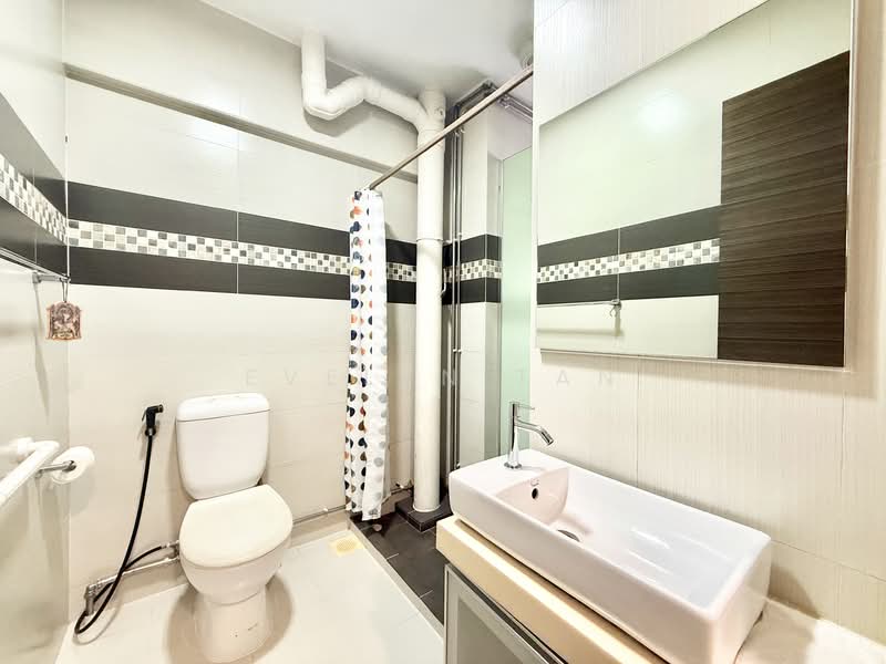 160 Bedok South Avenue 3, 160 Bedok South Avenue 3, 3 Bedrooms, 1,636 sqft, HDB Flat For Sale, by Evelyn Tan, 500107021 - PropertyGuru.com.sg