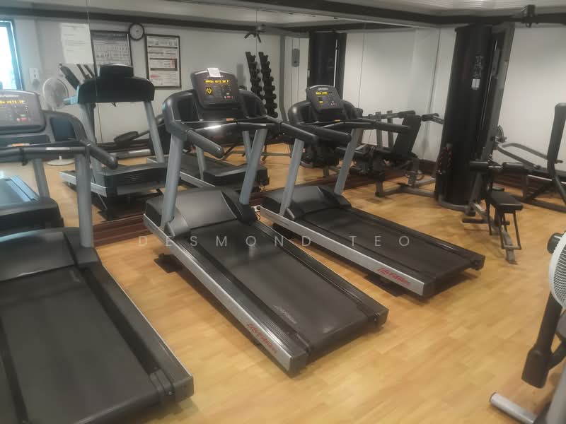 Hillview Green, 73 Hume Avenue, 3 Bedrooms, 1,270 sqft, Condominium For Sale, by Desmond Teo, 500107031 - Gym - PropertyGuru.com.sg