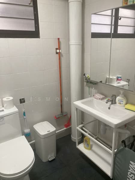 926 Hougang Street 91, 926 Hougang Street 91, Room Rental, 150 sqft, HDB Flat For Rent, by Desmond Ngo, 500107038 - Bathroom - PropertyGuru.com.sg