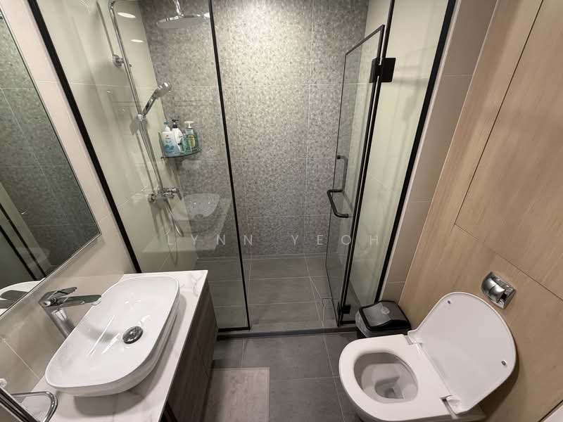 The Sail @ Marina Bay, 6 Marina Boulevard, Room Rental, 200 sqft, Condominium For Rent, by Lynn Yeoh, 500107039 - Bathroom - PropertyGuru.com.sg