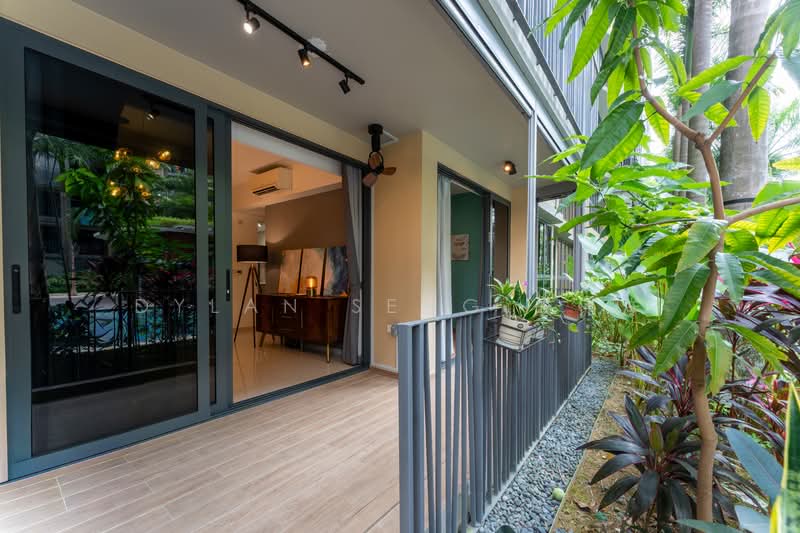 Hundred Palms Residences, 270 Yio Chu Kang Road, 3 Bedrooms, 1,001 sqft, Executive Condominium For Sale, by Dylan Seng 成伟洋, 500107047 - Balcony - PropertyGuru.com.sg