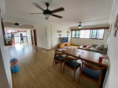 For Sale - 219A Jurong East Street 21