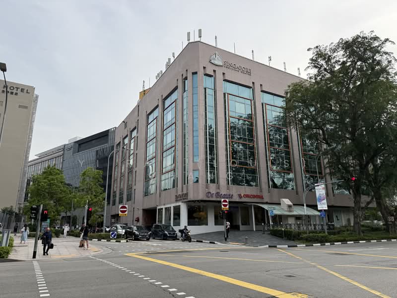 Singapore Shopping Centre, 190 Clemenceau Avenue, 431 sqft, Other Retail For Sale, by Yi Ran (Louis) Zhang, 500107055 - Exterior - CommercialGuru.com.sg