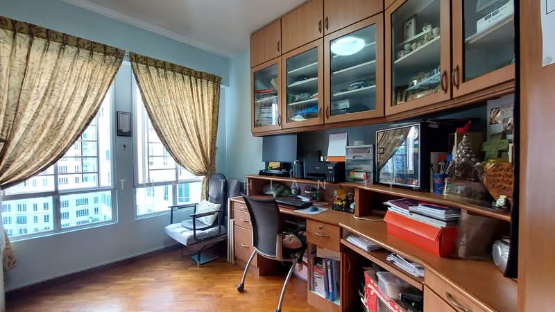 Northoaks, 28 Woodlands Cresent, 3 Bedrooms, 1,216 sqft, Condominium For Sale, by Toh Thian Lye, 500107077 - Study - PropertyGuru.com.sg