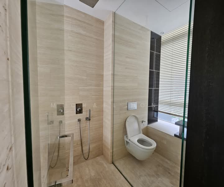 Ardmore II, 2 Ardmore Park, 4 Bedrooms, 2,024 sqft, Condominium For Rent, by Michael Long, 500107079 - Bathroom - PropertyGuru.com.sg