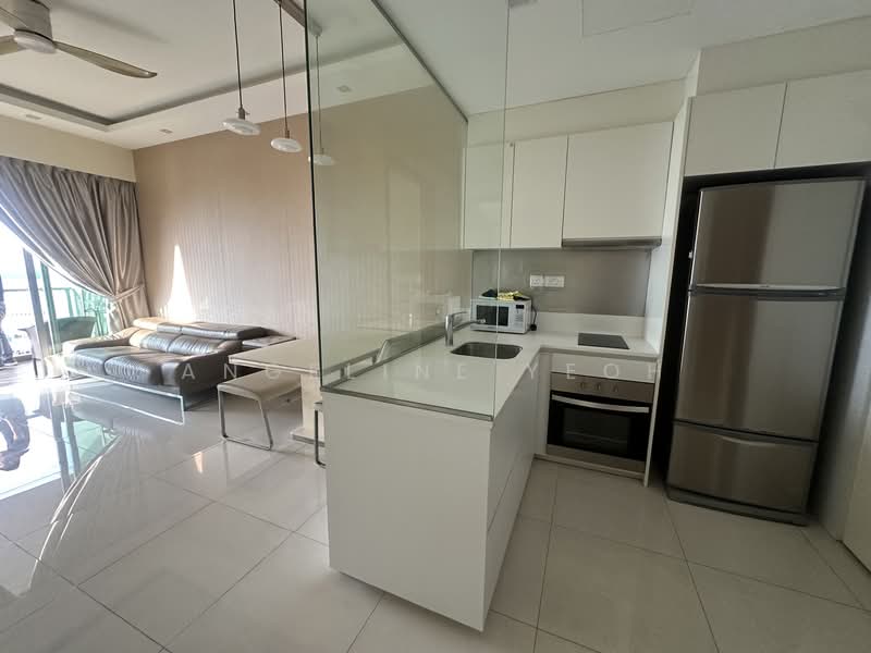 Ripple Bay, 4 Pasir Ris Link, 2 Bedrooms, 764 sqft, Condominium For Rent, by Angeline Yeoh, 500107088 - Kitchen - PropertyGuru.com.sg