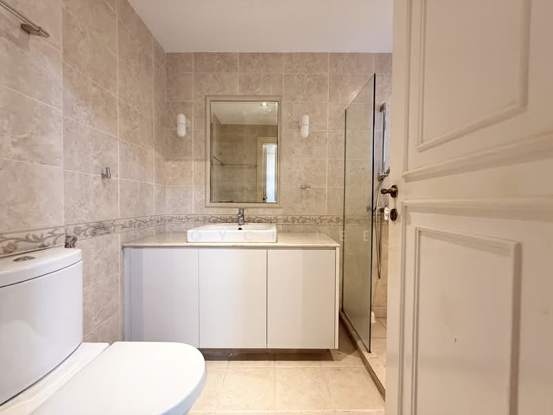 Holland Peak, 27 Holland Hill, 3 Bedrooms, 1,841 sqft, Condominium For Rent, by Joyce Lee, 500107092 - Bathroom - PropertyGuru.com.sg