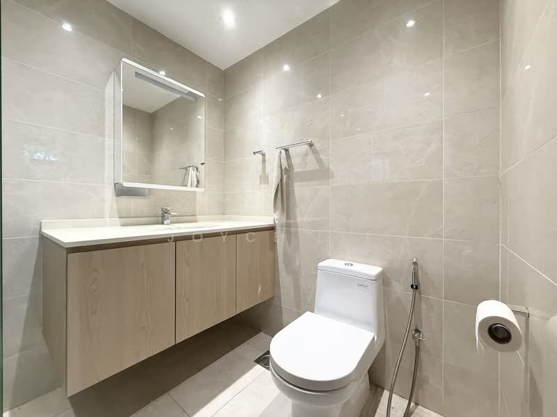 Holland Peak, 27 Holland Hill, 3 Bedrooms, 1,841 sqft, Condominium For Rent, by Joyce Lee, 500107092 - Bathroom - PropertyGuru.com.sg