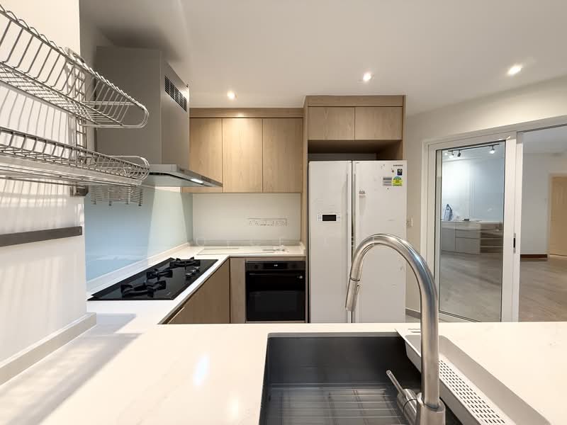 Holland Peak, 27 Holland Hill, 3 Bedrooms, 1,841 sqft, Condominium For Rent, by Joyce Lee, 500107092 - Kitchen - PropertyGuru.com.sg