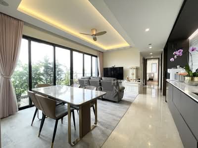 For Sale - Avenue South Residence