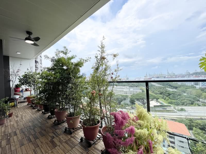 Avenue South Residence, 11 Silat Avenue, 4 Bedrooms, 1,496 sqft, Condominium For Sale, by Stephen Chong, 500107106 - Balcony - PropertyGuru.com.sg