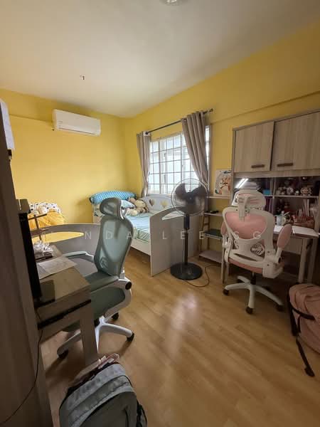304 Jurong East Street 32, 304 Jurong East Street 32, 3 Bedrooms, 1,012 sqft, HDB Flat For Sale, by Linda Lee SG, 500107109 - Bedroom - PropertyGuru.com.sg