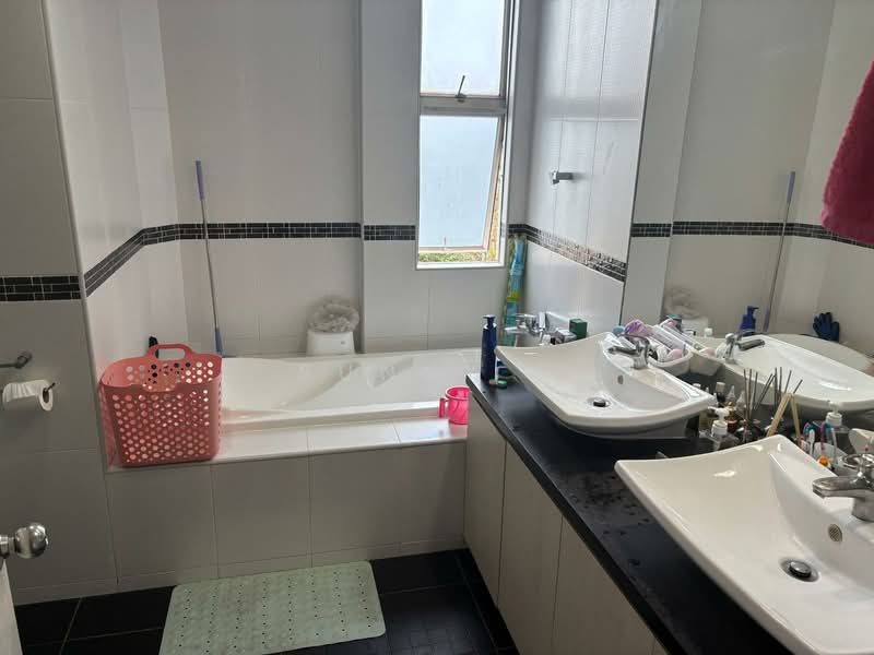 The Waterside, 5 Tanjong Rhu Road, 4 Bedrooms, 2,411 sqft, Condominium For Rent, by Sunny R, 500107114 - Bathroom - PropertyGuru.com.sg